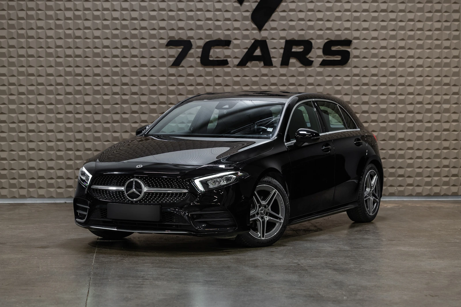 Mercedes-Benz A 180 * AMG   line * Автоматик * Подгрев на седалките * 