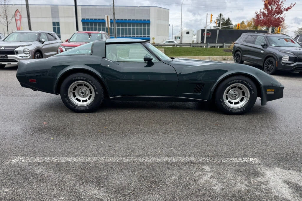 Chevrolet Corvette 5.7 V8 , снимка 5 - Автомобили и джипове - 55231579