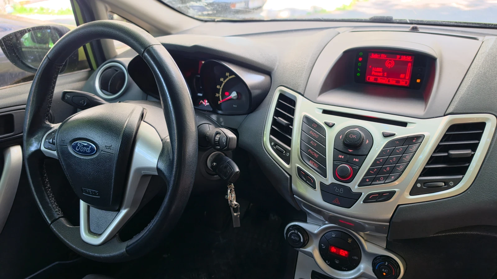 Ford Fiesta, снимка 11 - Автомобили и джипове - 55483099