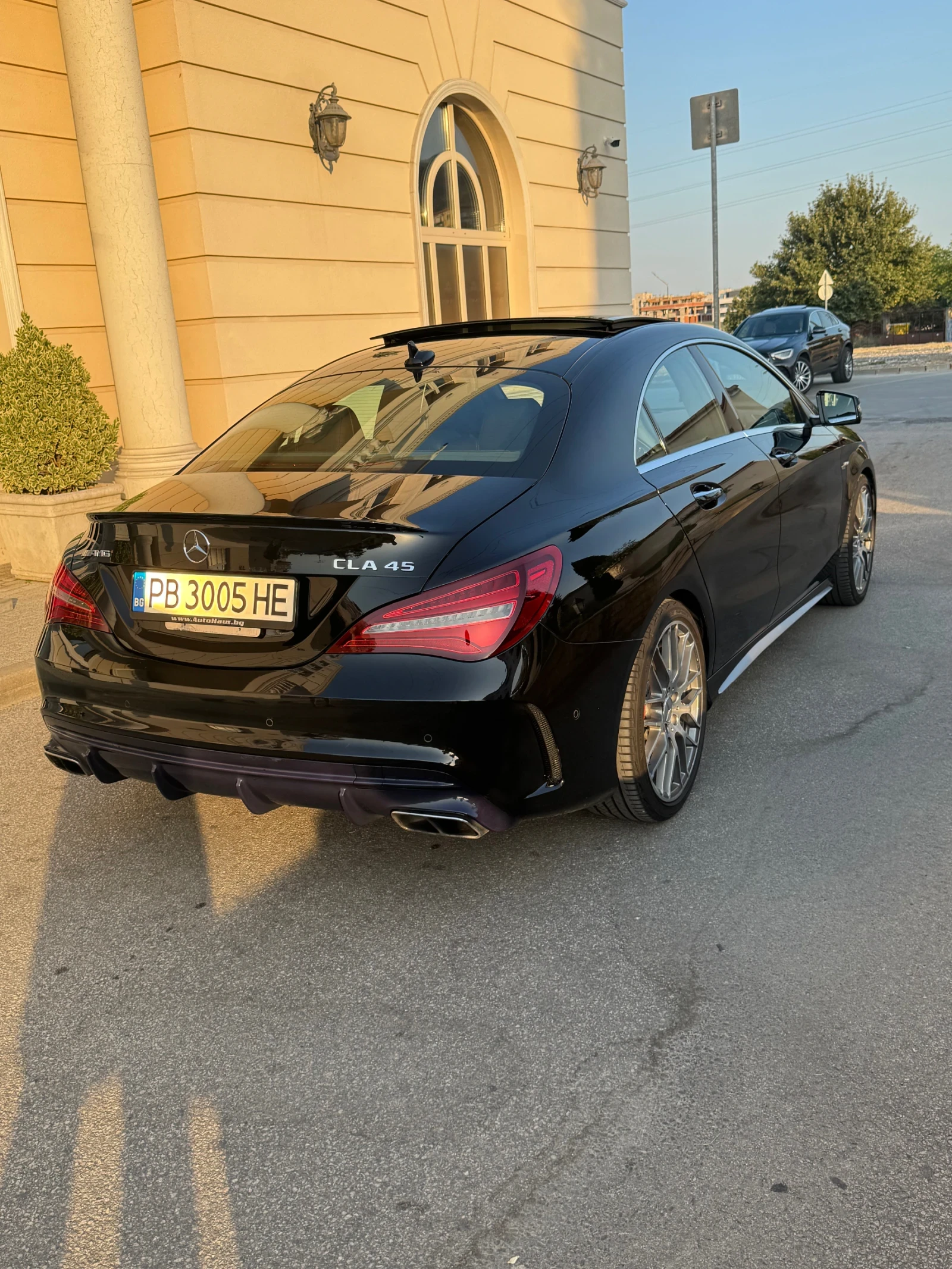 Mercedes-Benz CLA 45 AMG, снимка 5 - Автомобили и джипове - 55954892