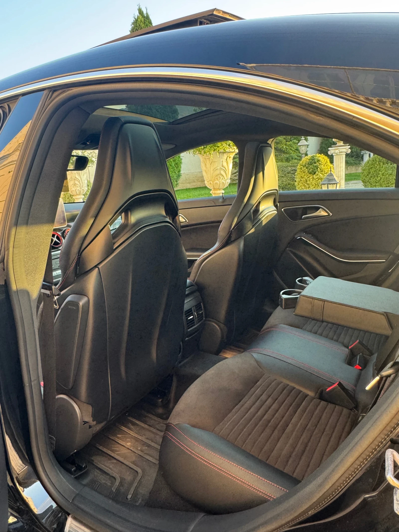 Mercedes-Benz CLA 45 AMG, снимка 9 - Автомобили и джипове - 55954892