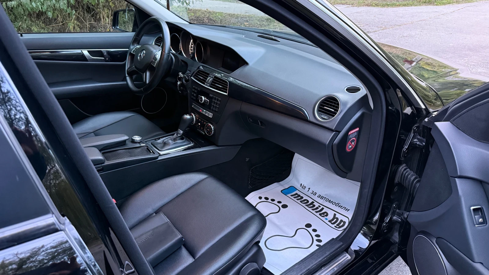 Mercedes-Benz C 220 4Matic!, снимка 9 - Автомобили и джипове - 56331484