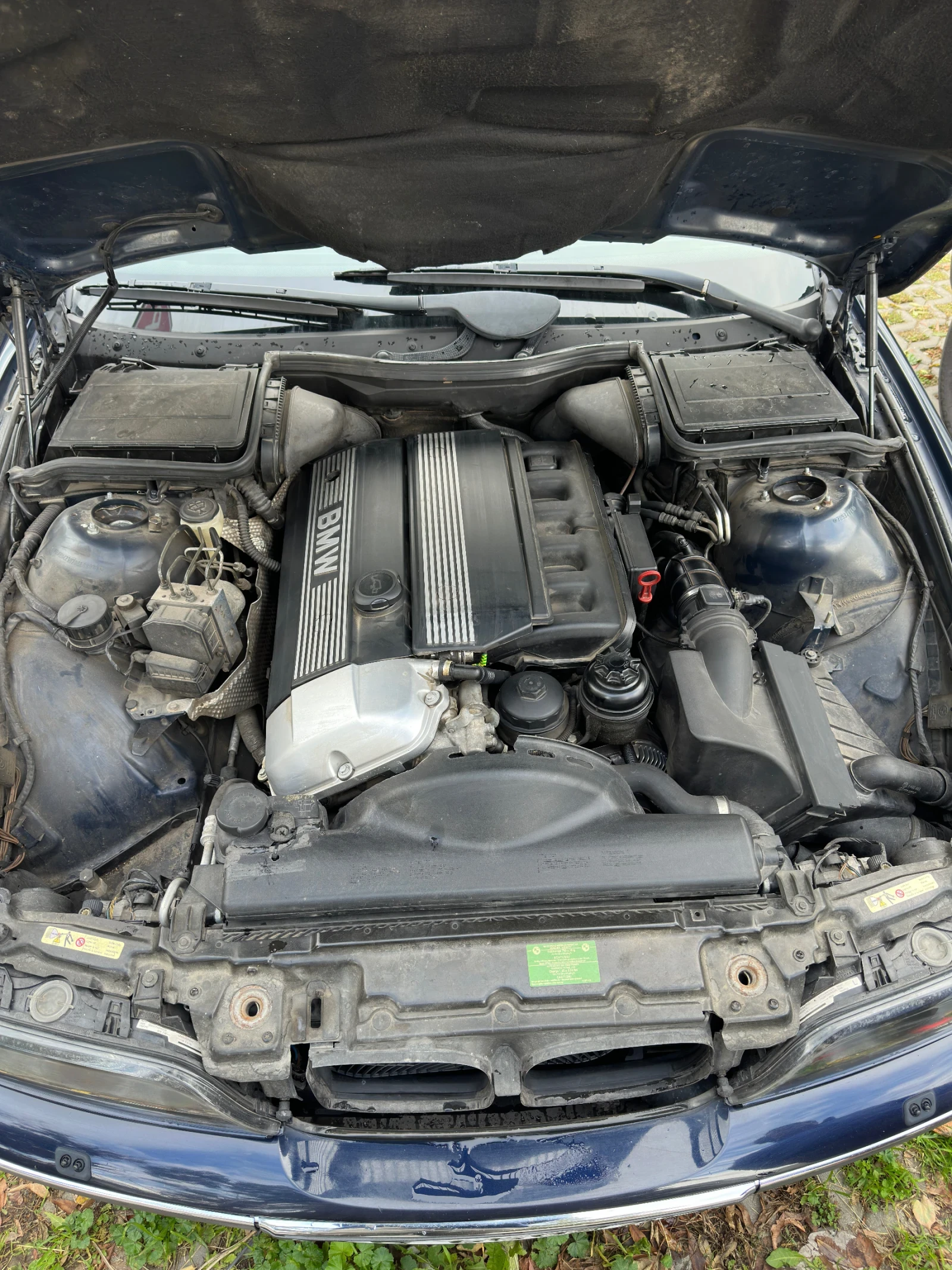 BMW 520 520iA, снимка 15 - Автомобили и джипове - 56734425