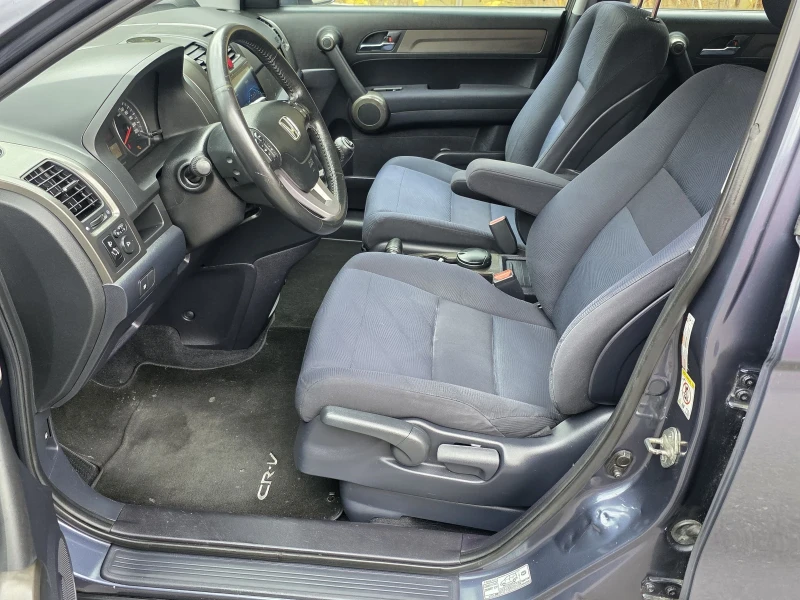 Honda Cr-v 2.2 i-DTEC Facelift Италия, снимка 9 - Автомобили и джипове - 52410864
