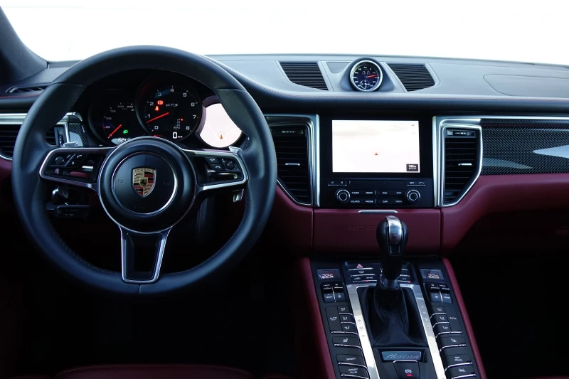 Porsche Macan GTS* HD MATRIX LIGTS* BOSE* PANO* , снимка 11 - Автомобили и джипове - 51793462