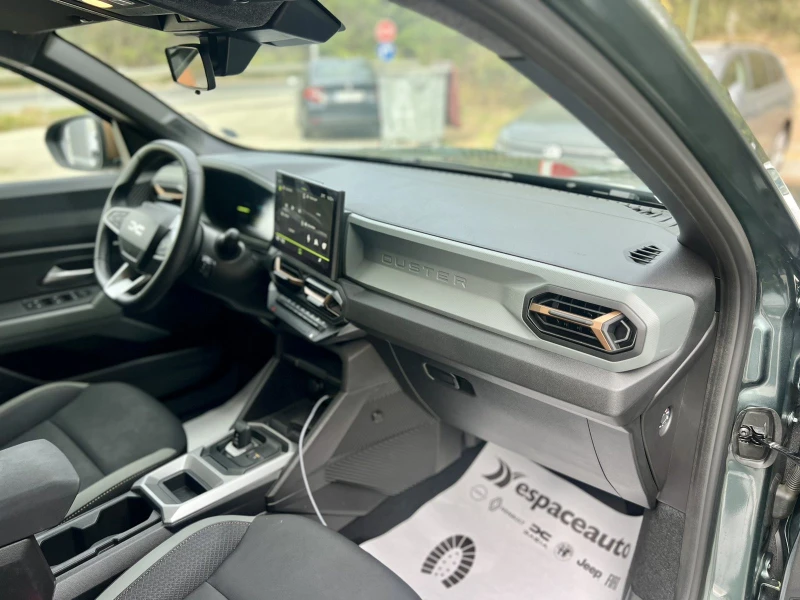 Dacia Duster 1.6 HYBRID / 140 к.с. / ГАРАНЦИЯ, снимка 10 - Автомобили и джипове - 51849596