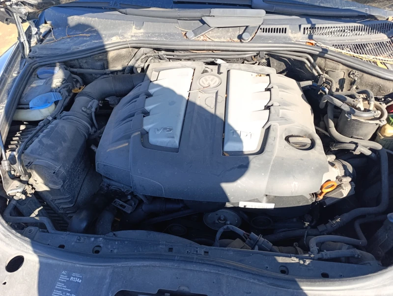 VW Touareg 3.0TDI тип мотор BKS, снимка 12 - Автомобили и джипове - 52233138