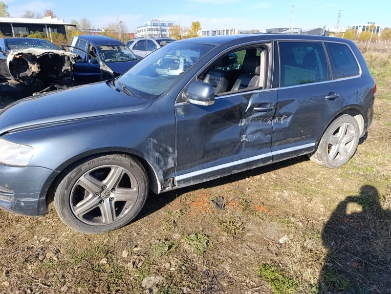 VW Touareg 3.0TDI тип мотор BKS, снимка 11 - Автомобили и джипове - 52233138