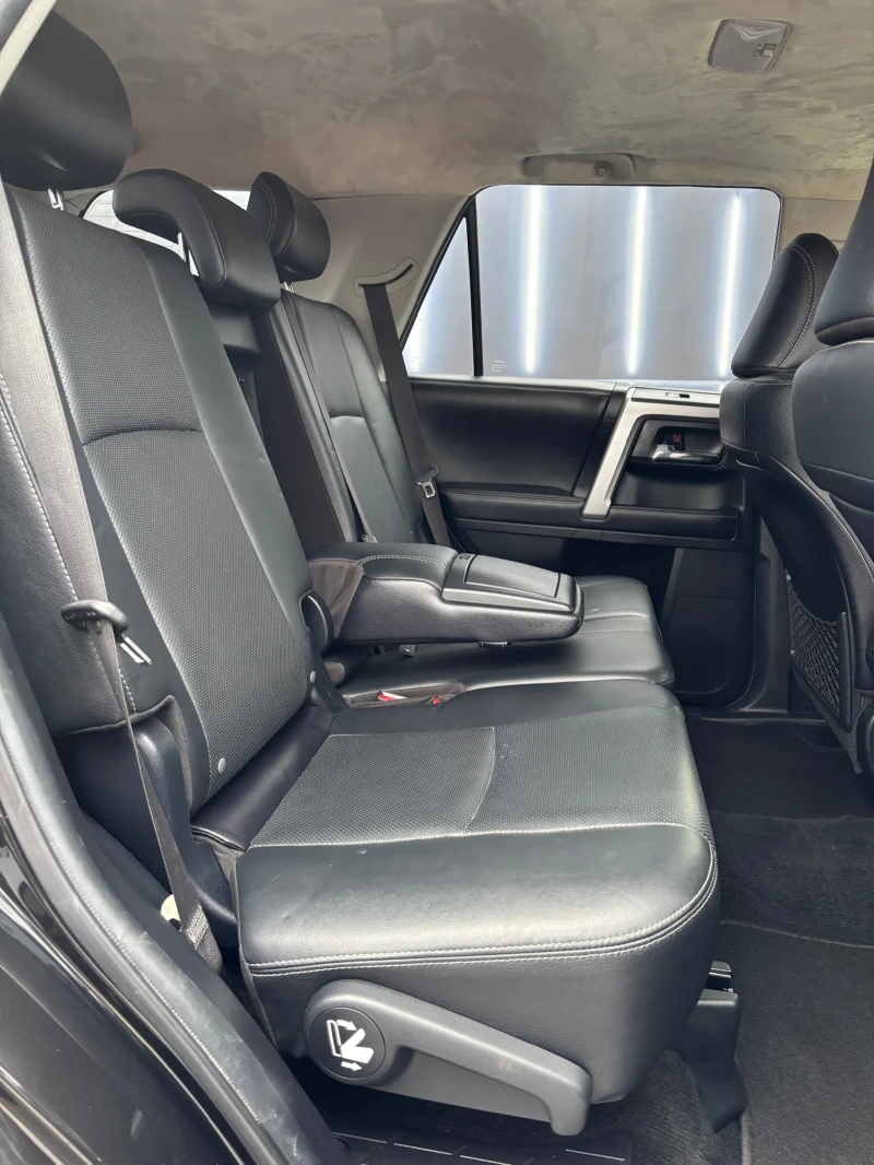 Toyota 4runner 7-Местен, снимка 13 - Автомобили и джипове - 52546559
