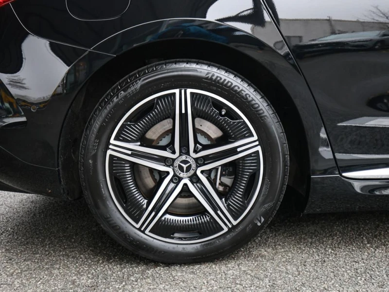 Mercedes-Benz EQE 500/AMG/4-MATIC/AIRMATIC/BURM/DISTRONIC/LED/, снимка 4 - Автомобили и джипове - 53045180