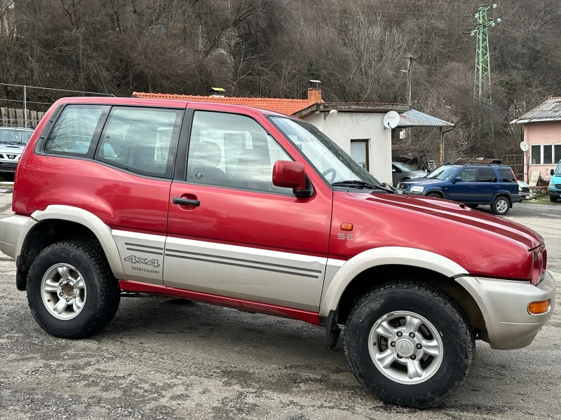 Nissan Terrano 2.7 МНОГО ЗАПАЗЕН!!!, снимка 10 - Автомобили и джипове - 53160009