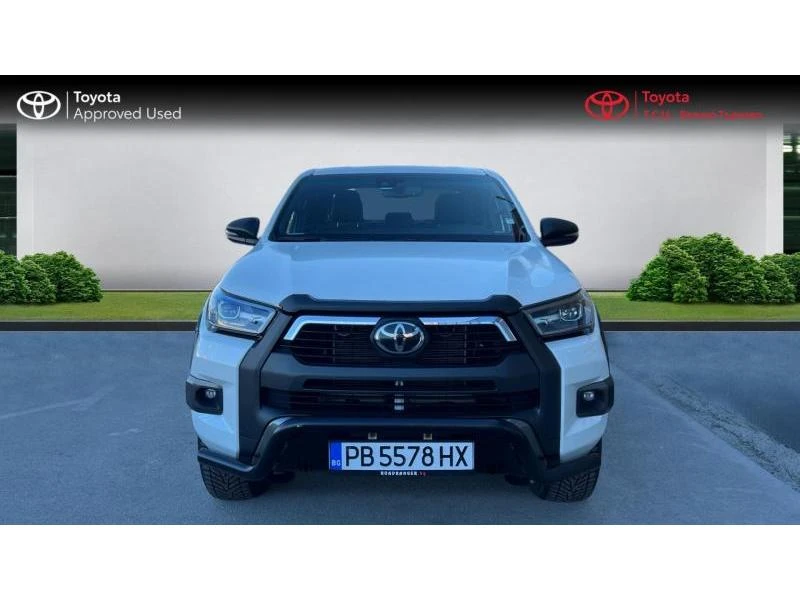 Toyota Hilux 2.8D-4D Invincible JBL, снимка 2 - Автомобили и джипове - 53004152