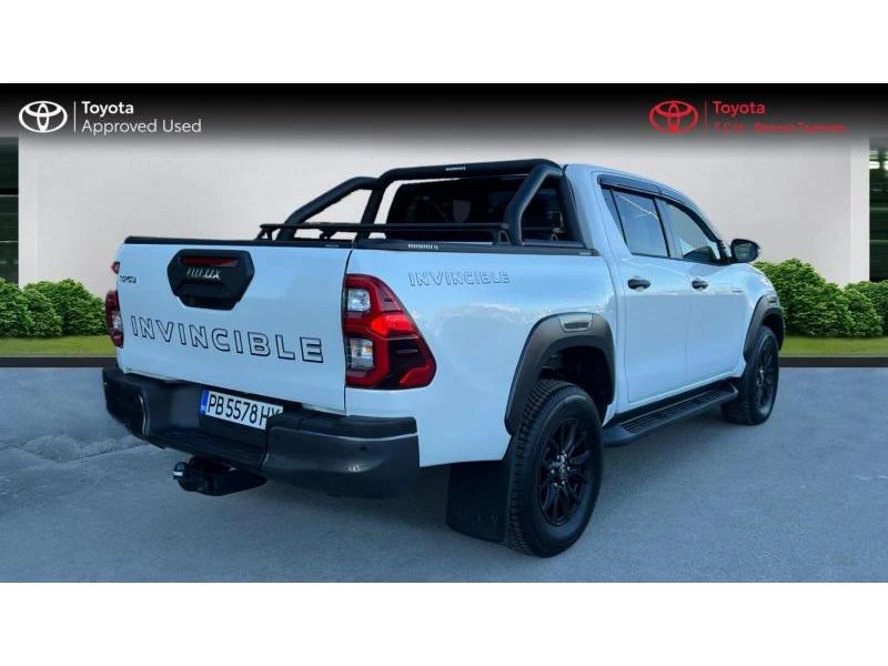 Toyota Hilux 2.8D-4D Invincible JBL, снимка 5 - Автомобили и джипове - 53004152