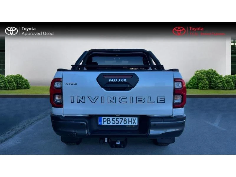 Toyota Hilux 2.8D-4D Invincible JBL, снимка 6 - Автомобили и джипове - 53004152