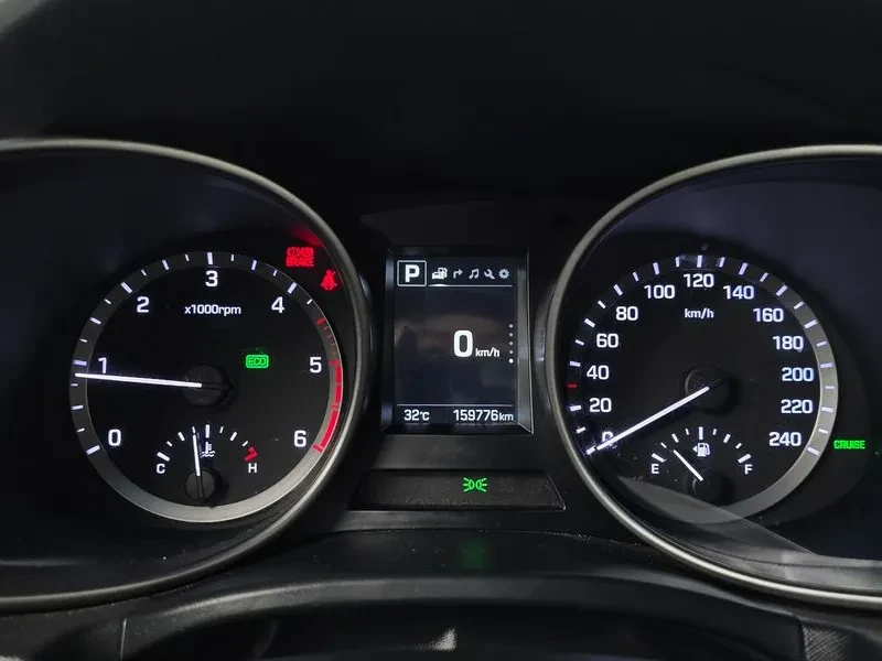 Hyundai Santa fe 2.0 2WD PREMIUM, снимка 8 - Автомобили и джипове - 55800987