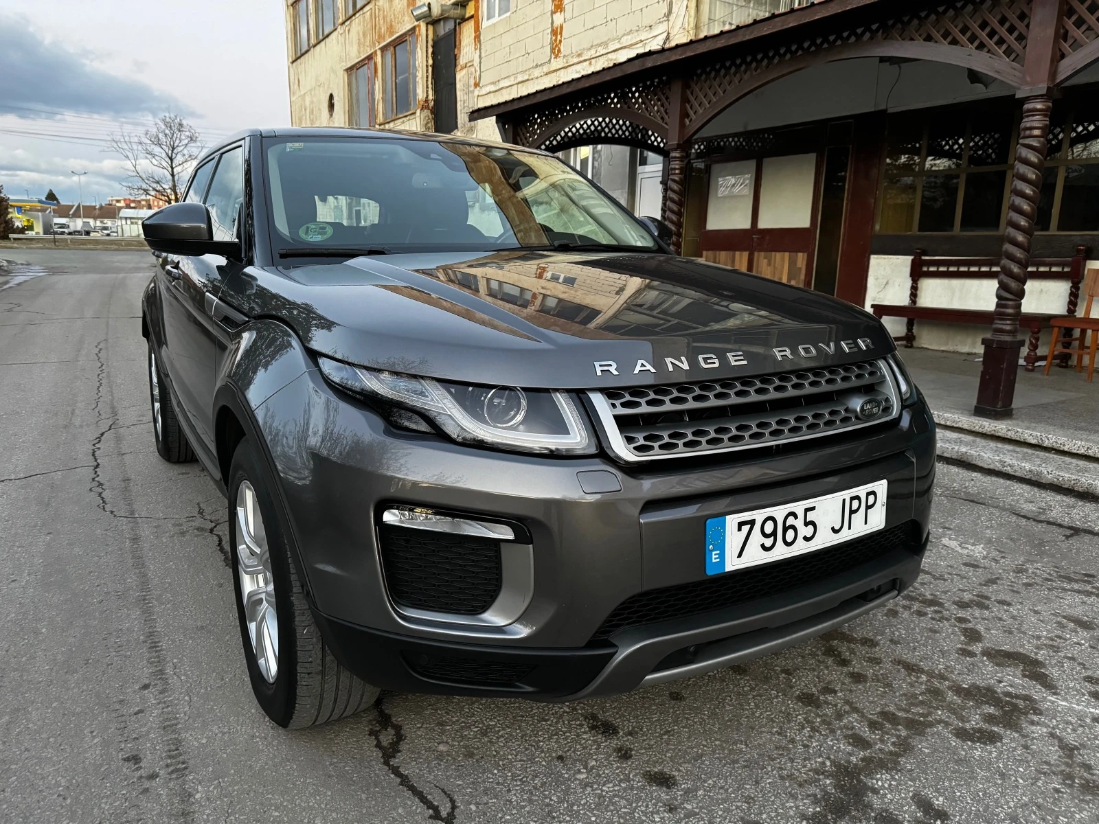 Land Rover Range Rover Evoque 2.0 Td4 Luxury - изображение 6