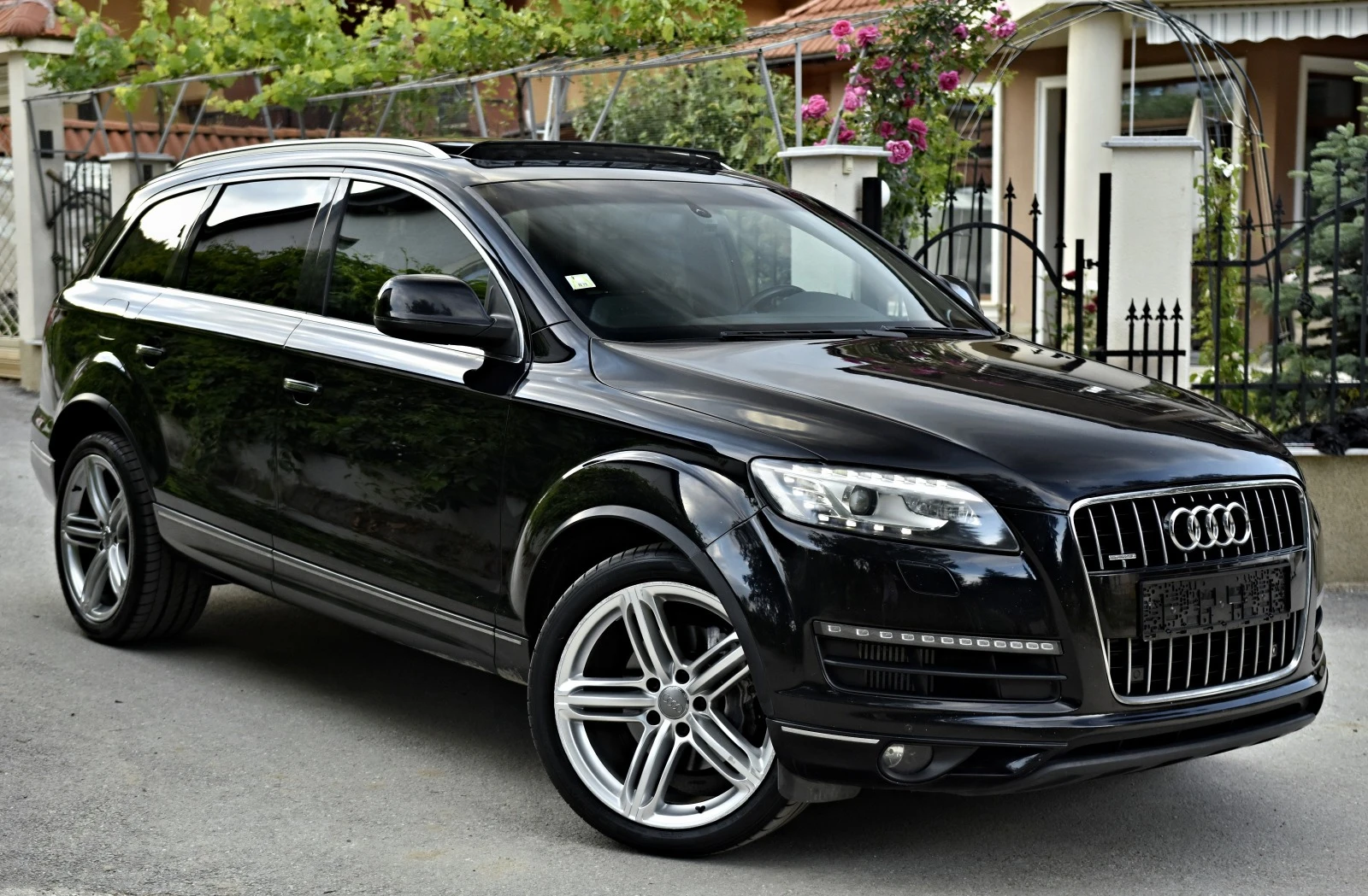 Audi Q7 4.2TDI\CAMERA\PANORAMA\BOSE\7 Местна\ - изображение 3