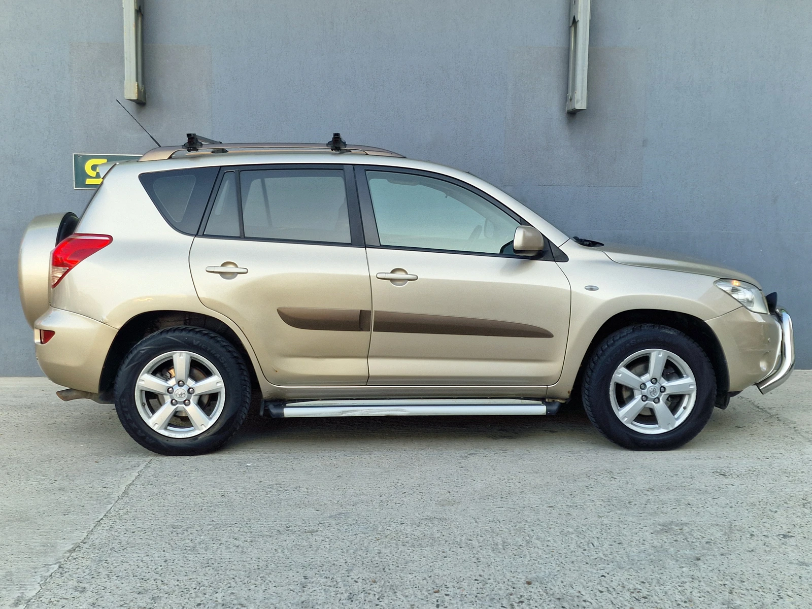 Toyota Rav4 2.2 Executive от България - изображение 9