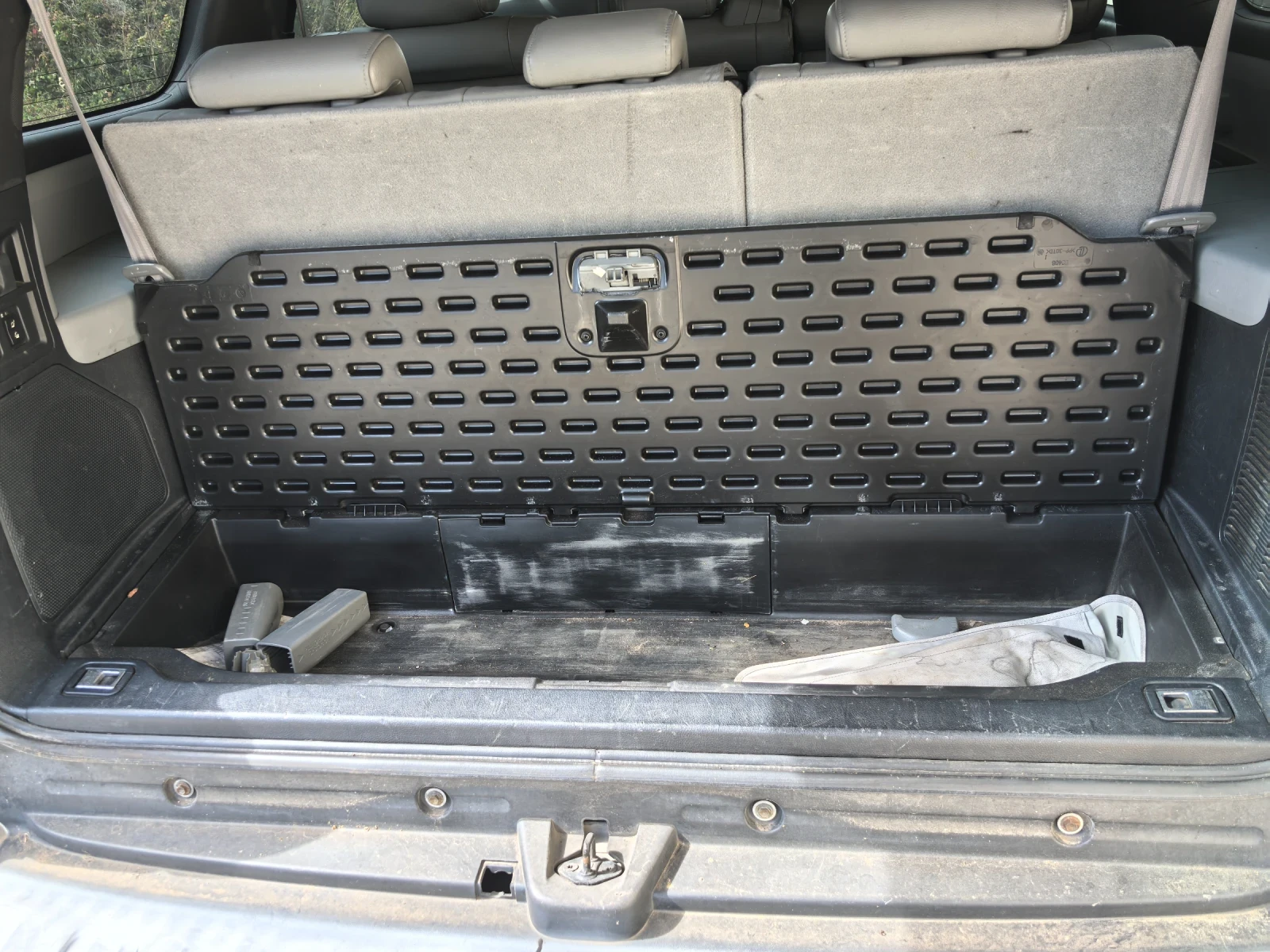 Toyota Sequoia 5.7.. 4�4  | Mobile.bg � ����������� 11