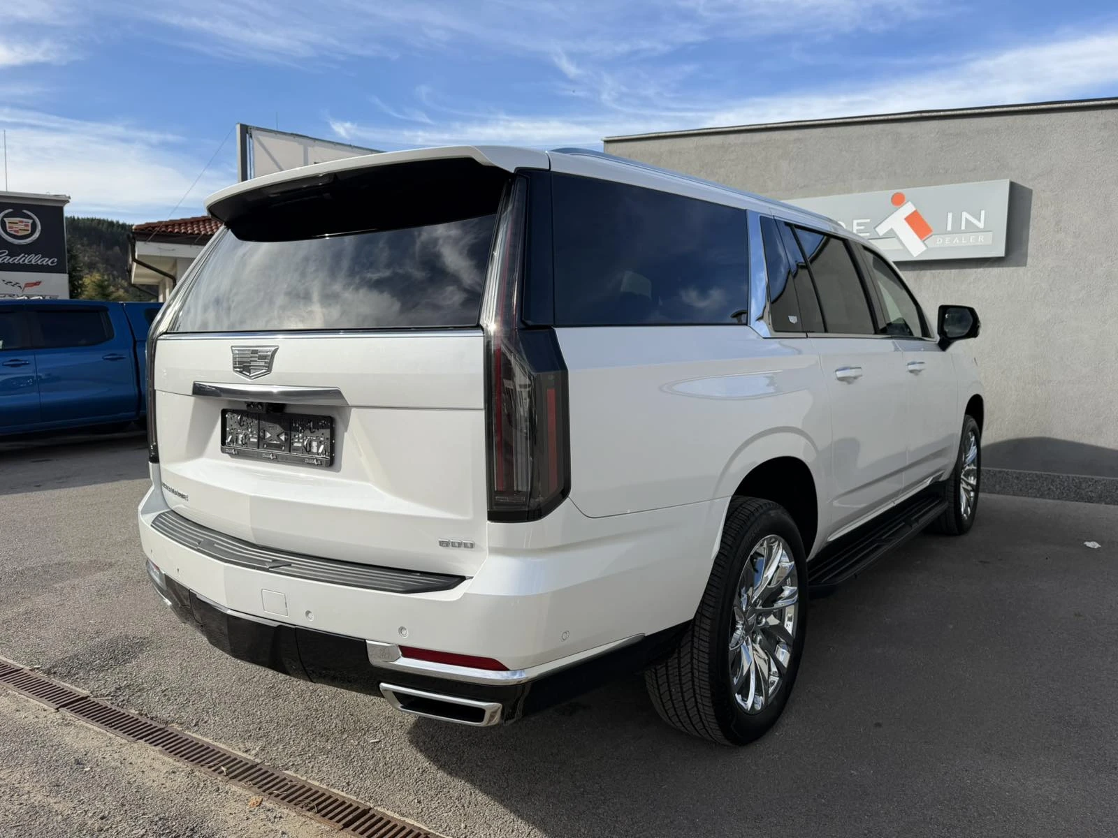 Cadillac Escalade LONG 6.2L 600 | Mobile.bg   4