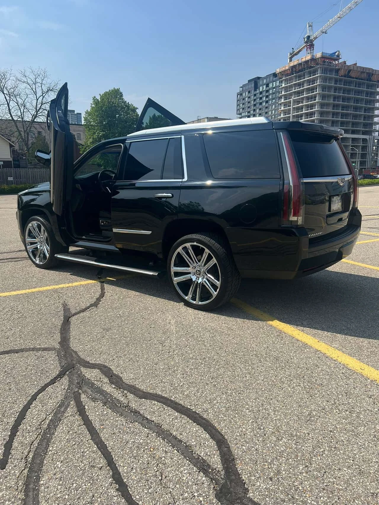 Cadillac Escalade Premium Luxury  CARFAX | Mobile.bg � ����������� 2