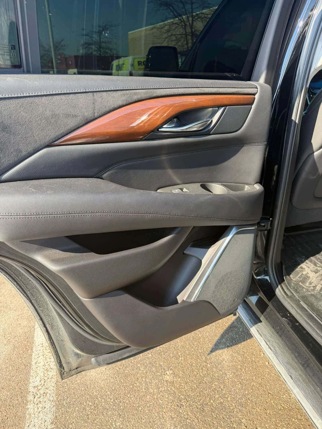Cadillac Escalade Premium Luxury  CARFAX | Mobile.bg � ����������� 8