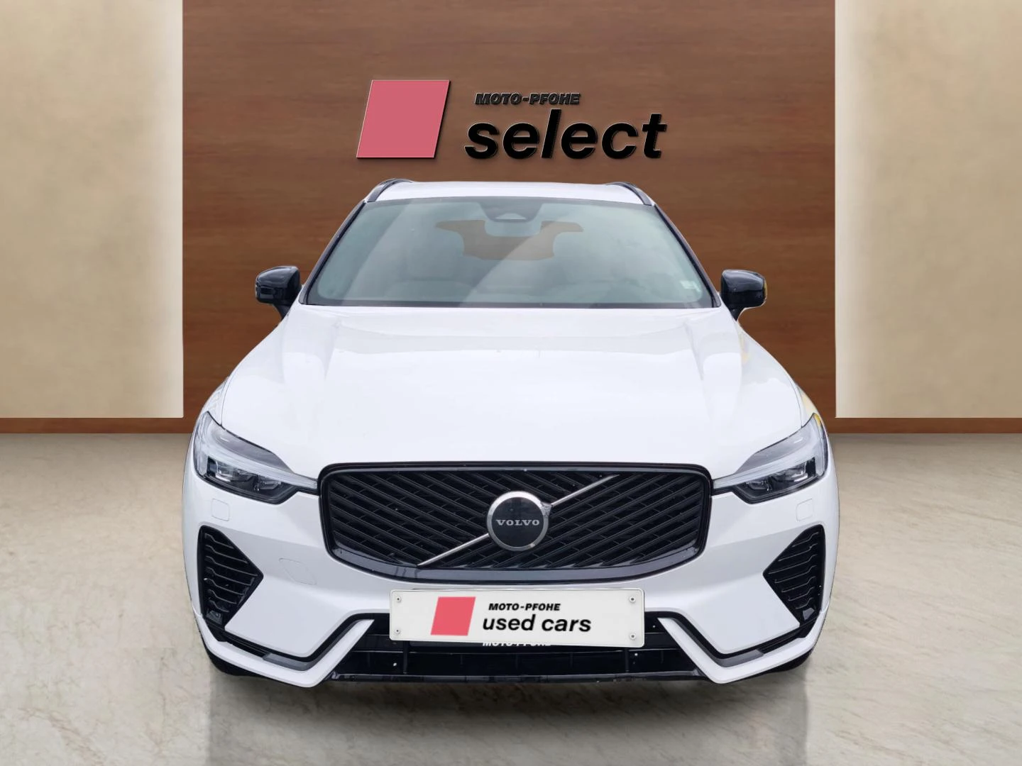 Volvo XC60 2.0 - изображение 6