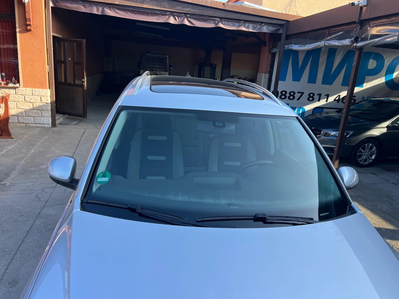 VW Tiguan Германия перфект, снимка 4 - Автомобили и джипове - 53833535