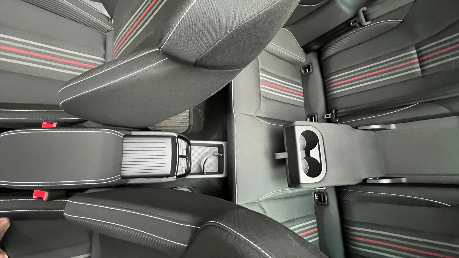 Skoda Kamiq, снимка 10 - Автомобили и джипове - 54277846