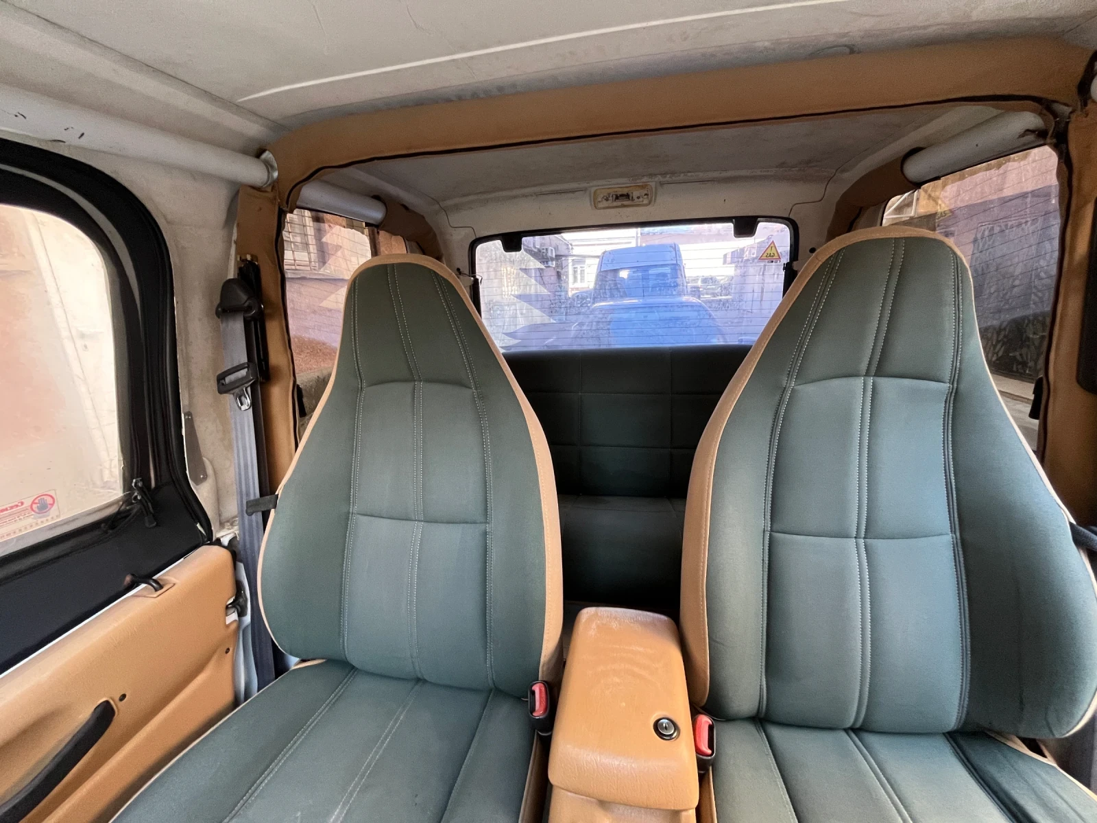 Jeep Wrangler, снимка 12 - Автомобили и джипове - 54449159