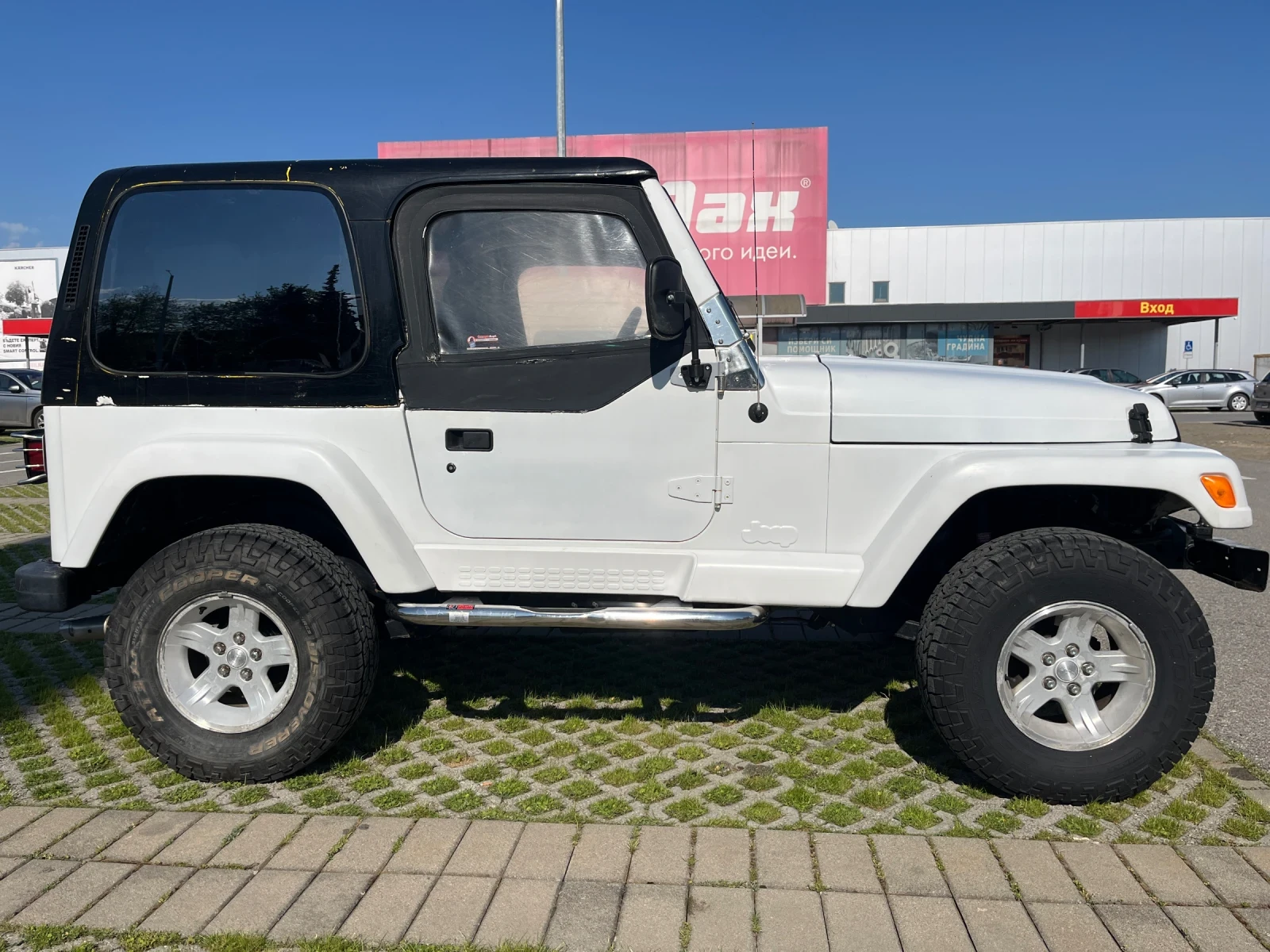 Jeep Wrangler, снимка 3 - Автомобили и джипове - 54449159