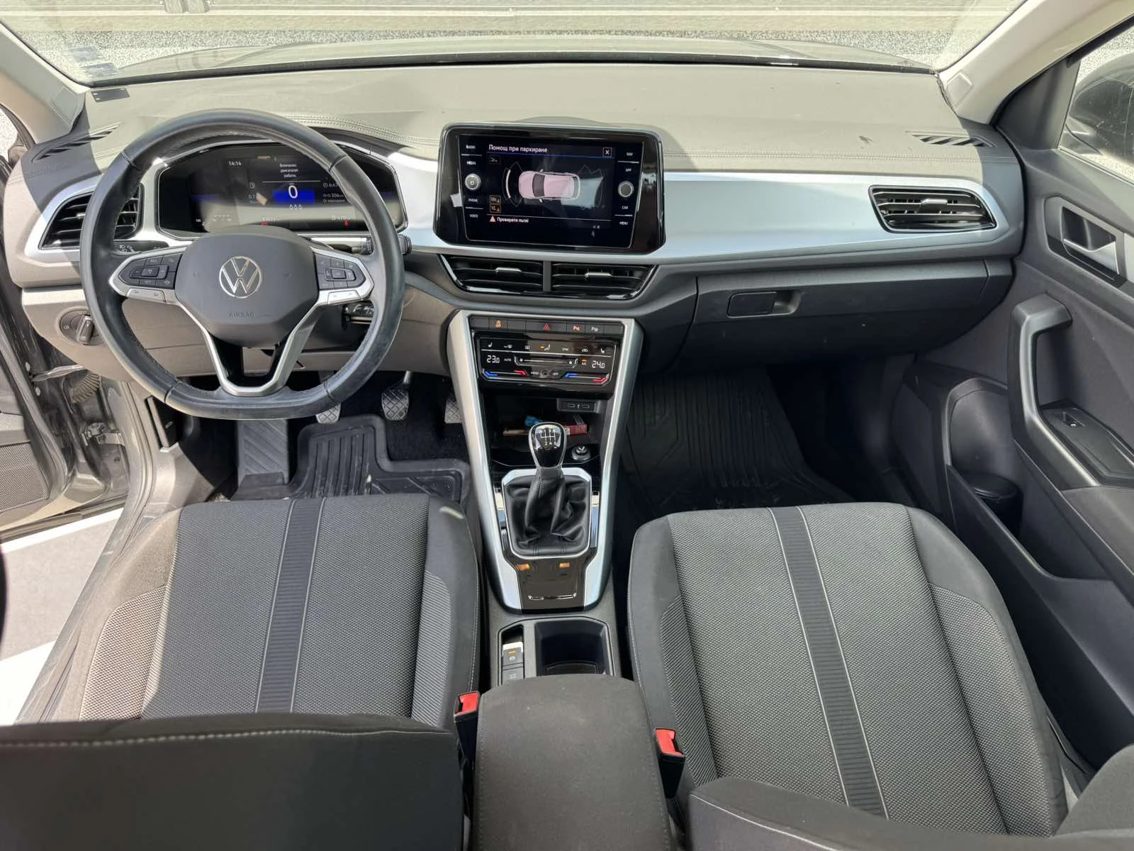 VW T-Roc, снимка 9 - Автомобили и джипове - 54734303