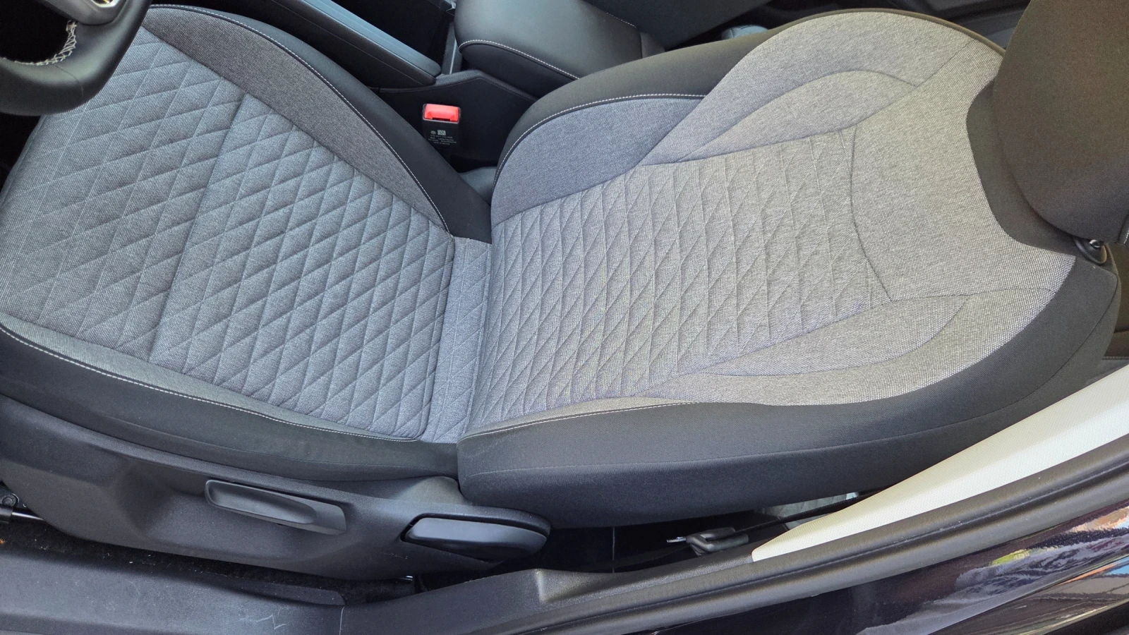 VW Tiguan 2.0 TSI 4 motion, снимка 15 - Автомобили и джипове - 55752009