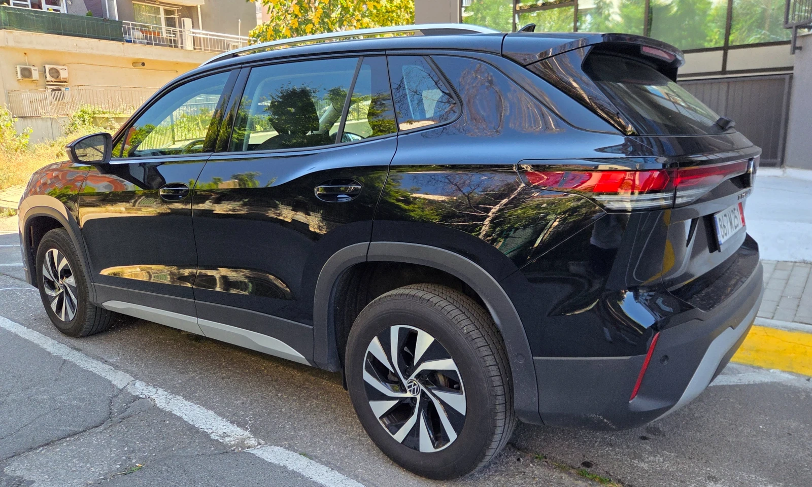 VW Tiguan 2.0 TSI 4 motion, снимка 5 - Автомобили и джипове - 55752009