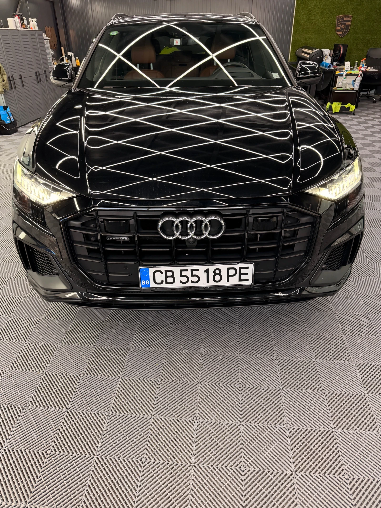 Audi Q8 Audi Q8 S-line