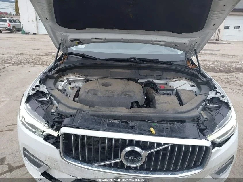 Volvo XC60, снимка 11 - Автомобили и джипове - 56687831