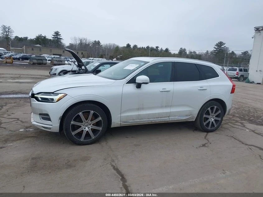 Volvo XC60, снимка 15 - Автомобили и джипове - 56687831