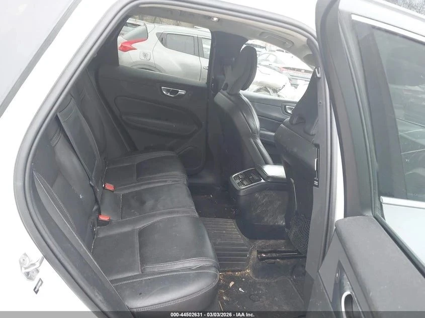 Volvo XC60, снимка 9 - Автомобили и джипове - 56687831