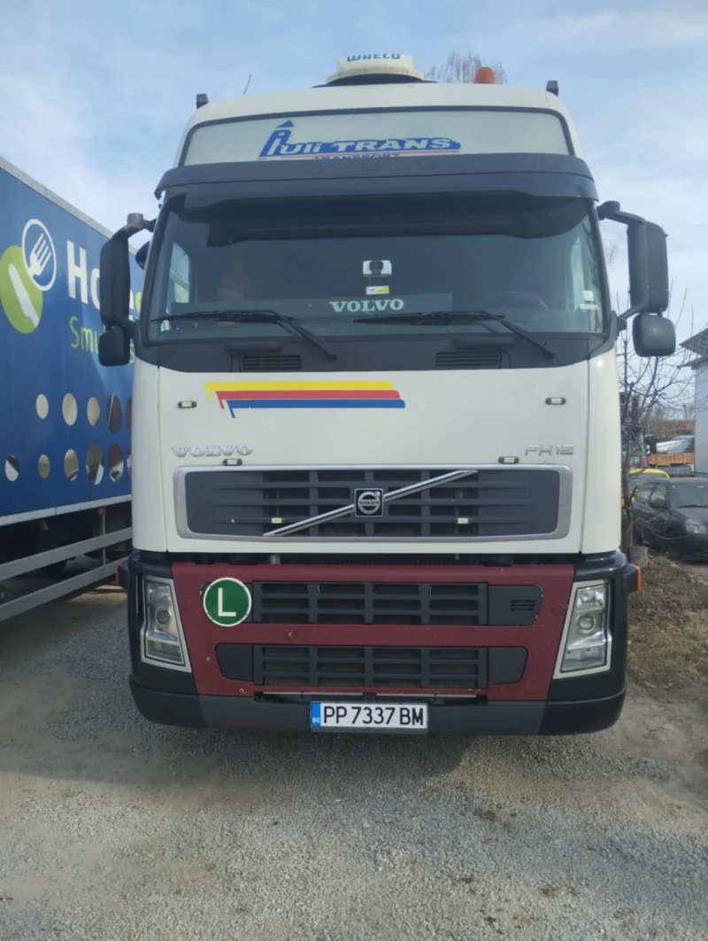 Volvo Fh 12 Влекач , снимка 2 - Камиони - 52817970