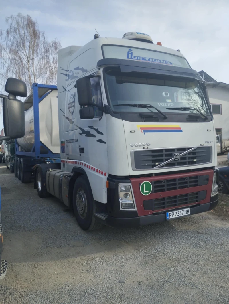Volvo Fh 12 Влекач , снимка 3 - Камиони - 52817970
