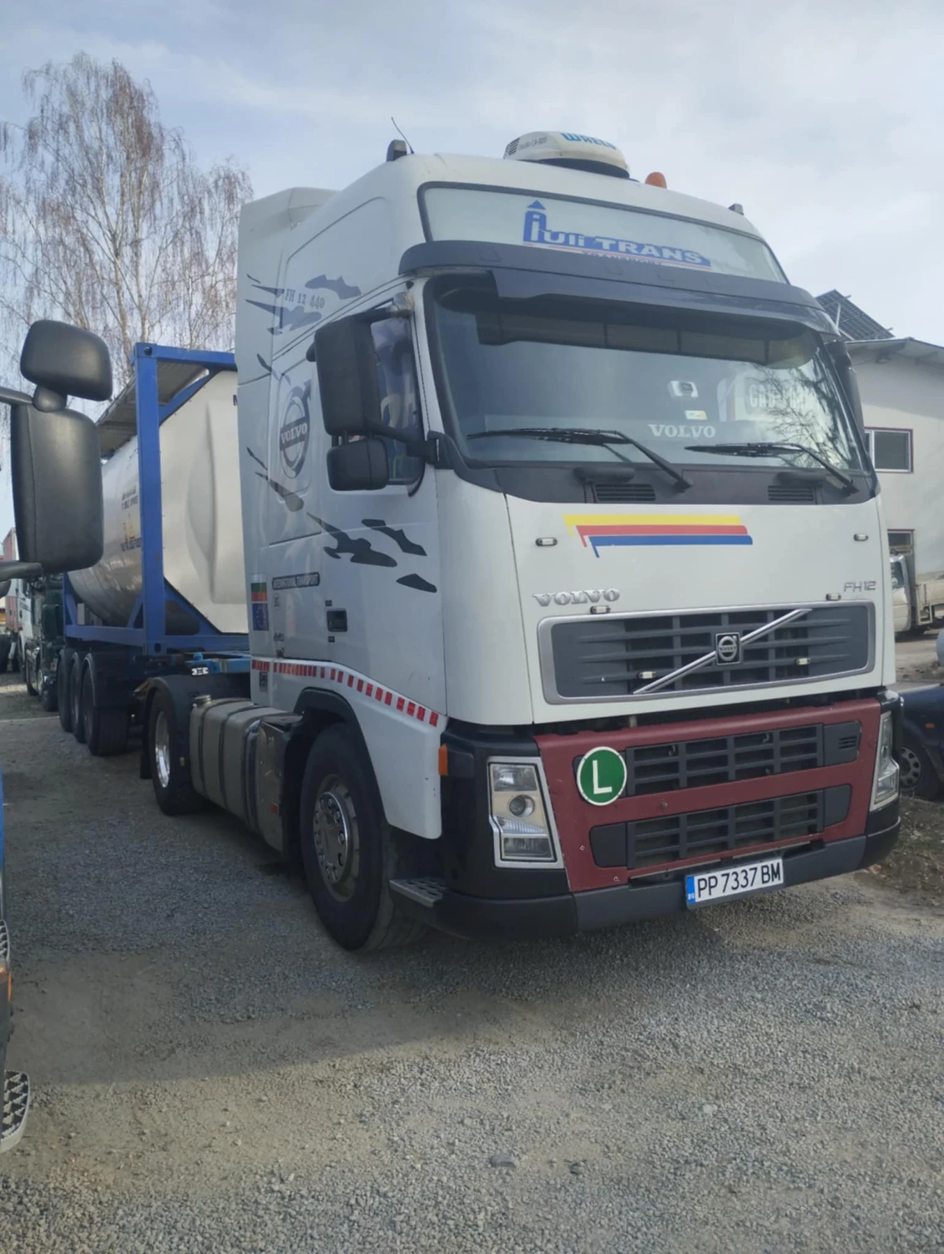 Volvo Fh 12 Влекач  - изображение 3