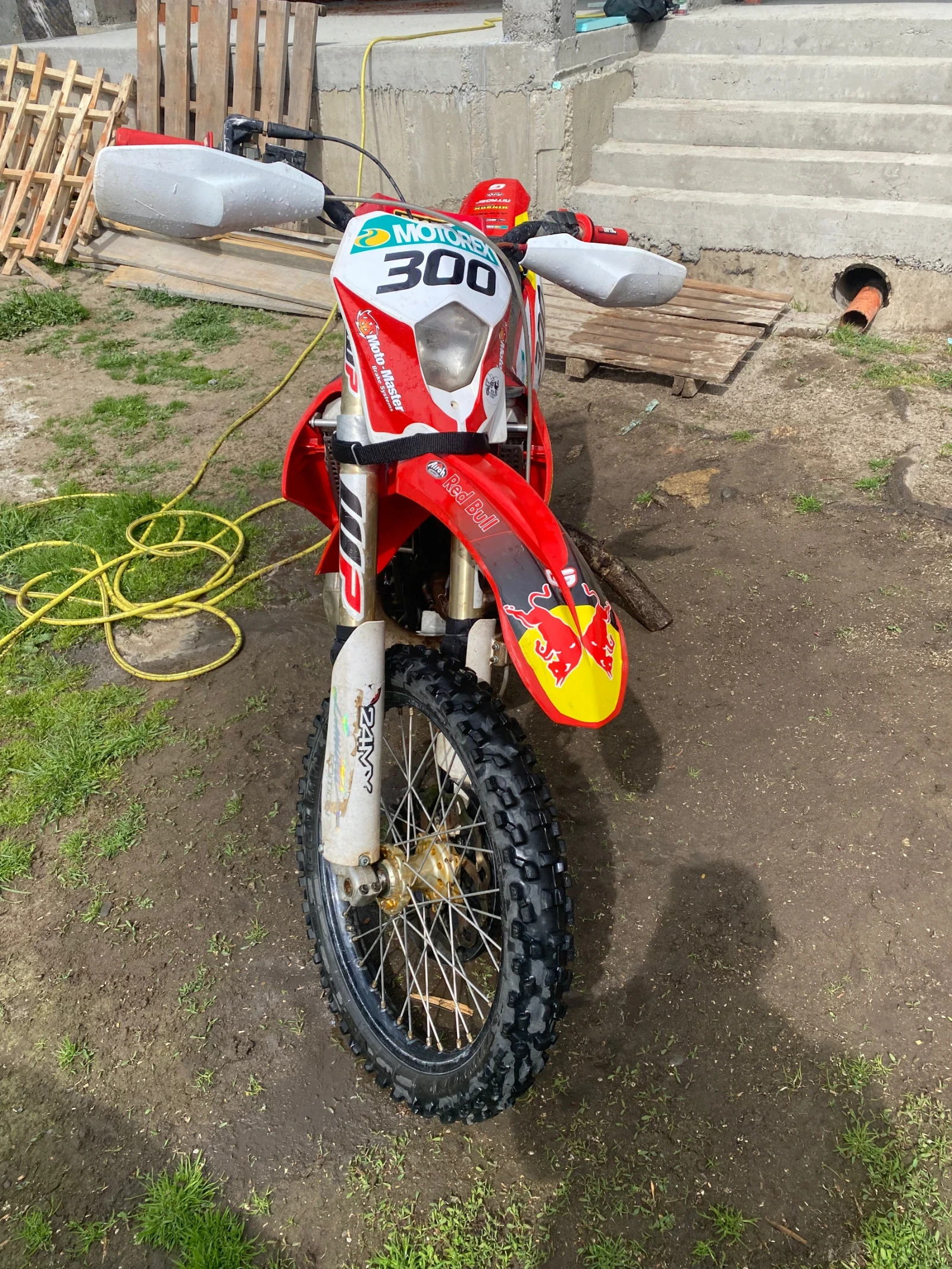 GASGAS EC 300 - изображение 2