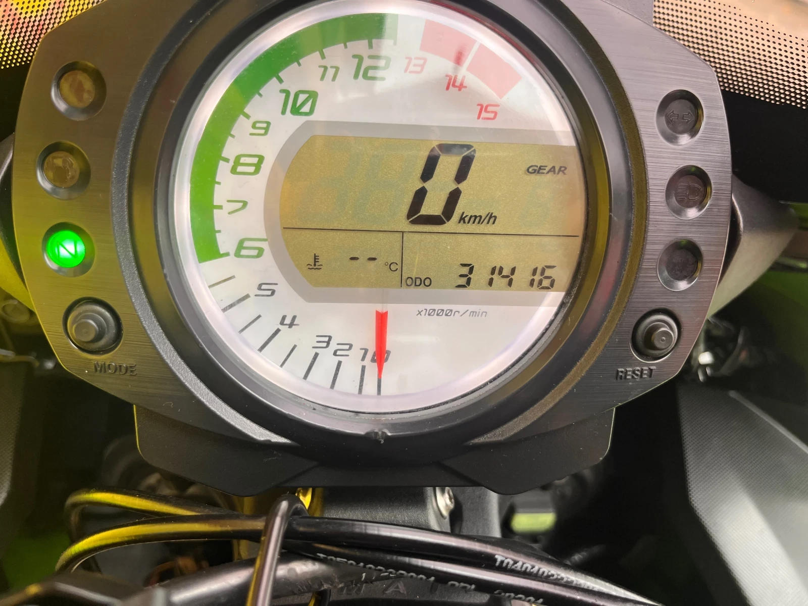 Kawasaki Ninja ZX-10R - изображение 7