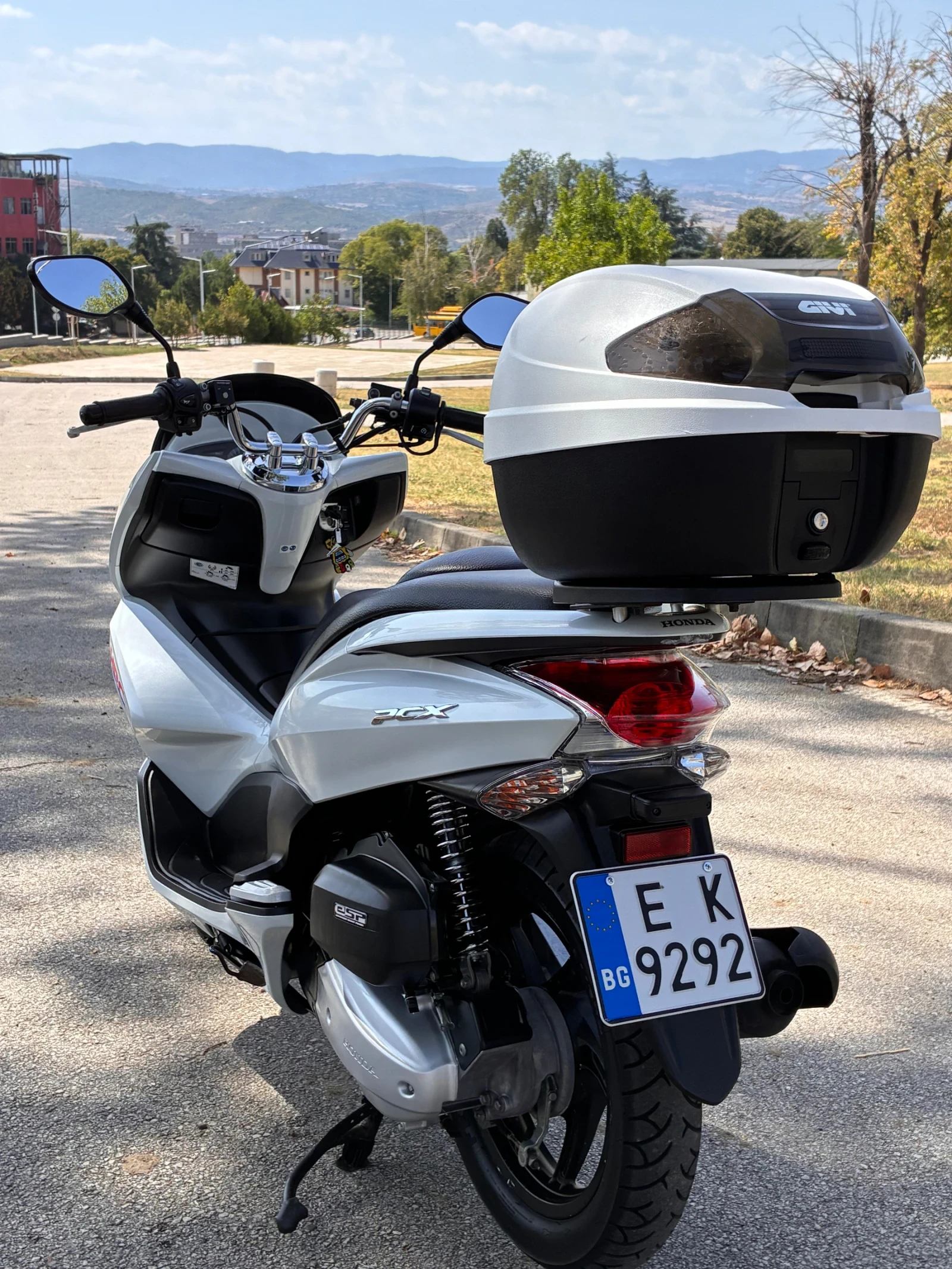 Honda Pcx 125 , снимка 4 - Мотоциклети и мототехника - 55906049
