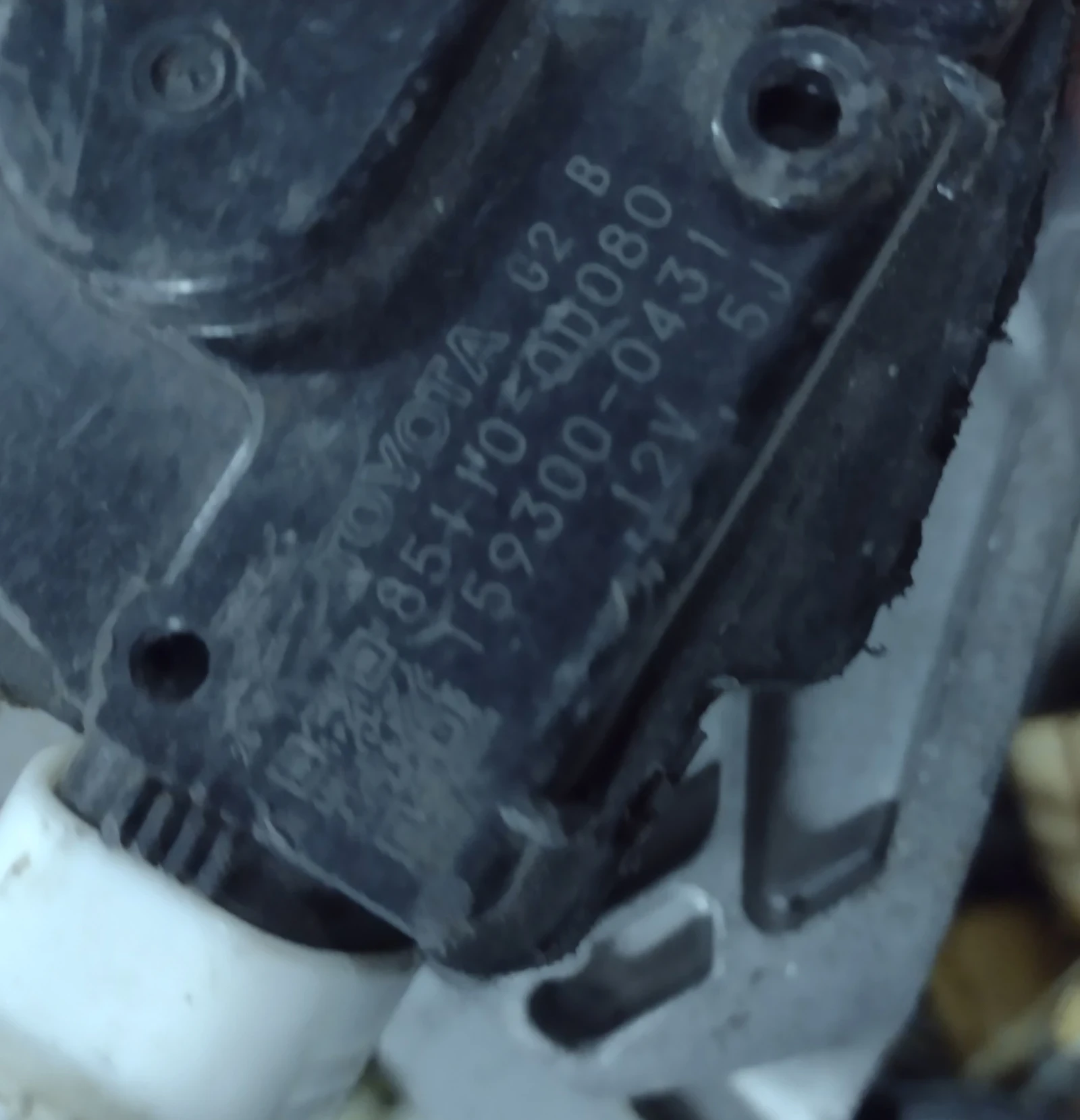 85110-0D080      TOYOTA YARIS   (2005-2012)  159300-0431 | Mobile.bg   5