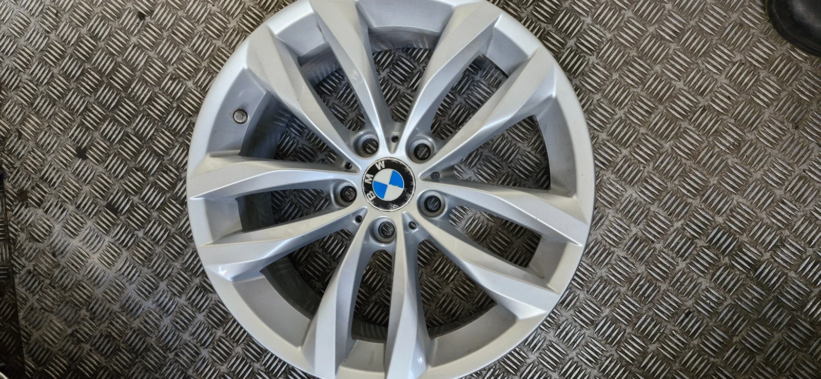 ������ �� BMW | Mobile.bg � ����������� 5