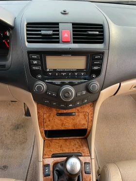 Honda Accord 2.2I CTDI, снимка 12