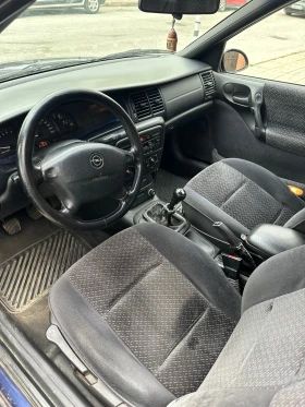 Opel Vectra 1.6 бензин, снимка 6