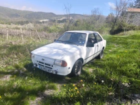Ford Escort - 1350 € / 2640.37 лв. - 42849327 2