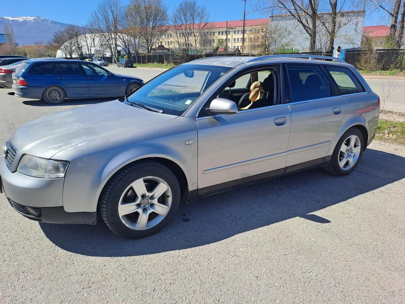 Audi A4, снимка 4 - Автомобили и джипове - 47794599